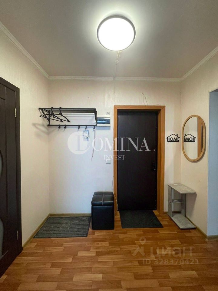 Продажа 1-комн квартиры на вторичном рынке Синявинская улица, 11к10