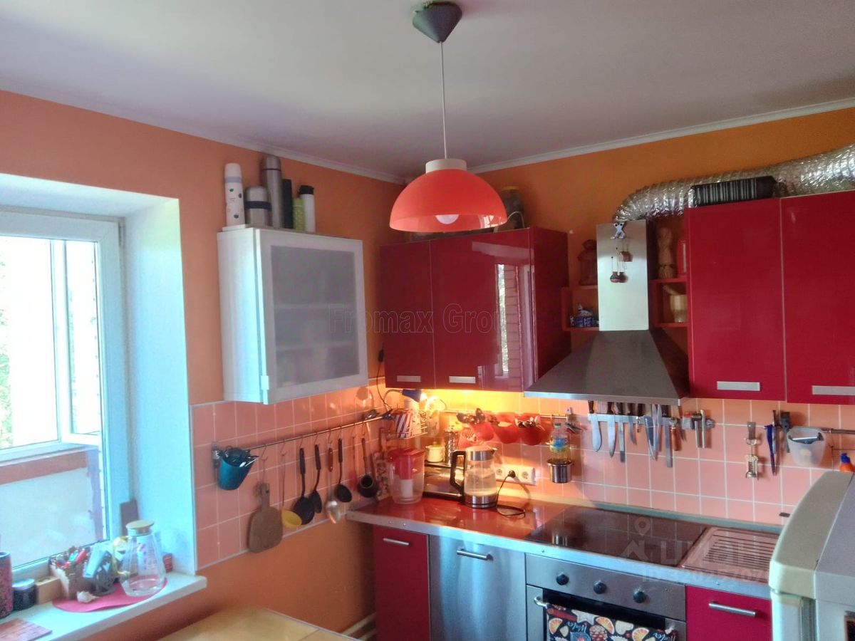 Продажа 3-комн квартиры на вторичном рынке Пушкино, Лесная улица, 69к1