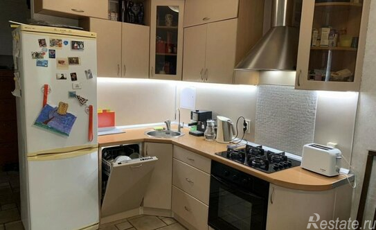 Продажа 2-комн квартиры на вторичном рынке ул Константина Царёва,  д. 18