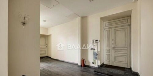 10-комн квартира Композиторская улица
