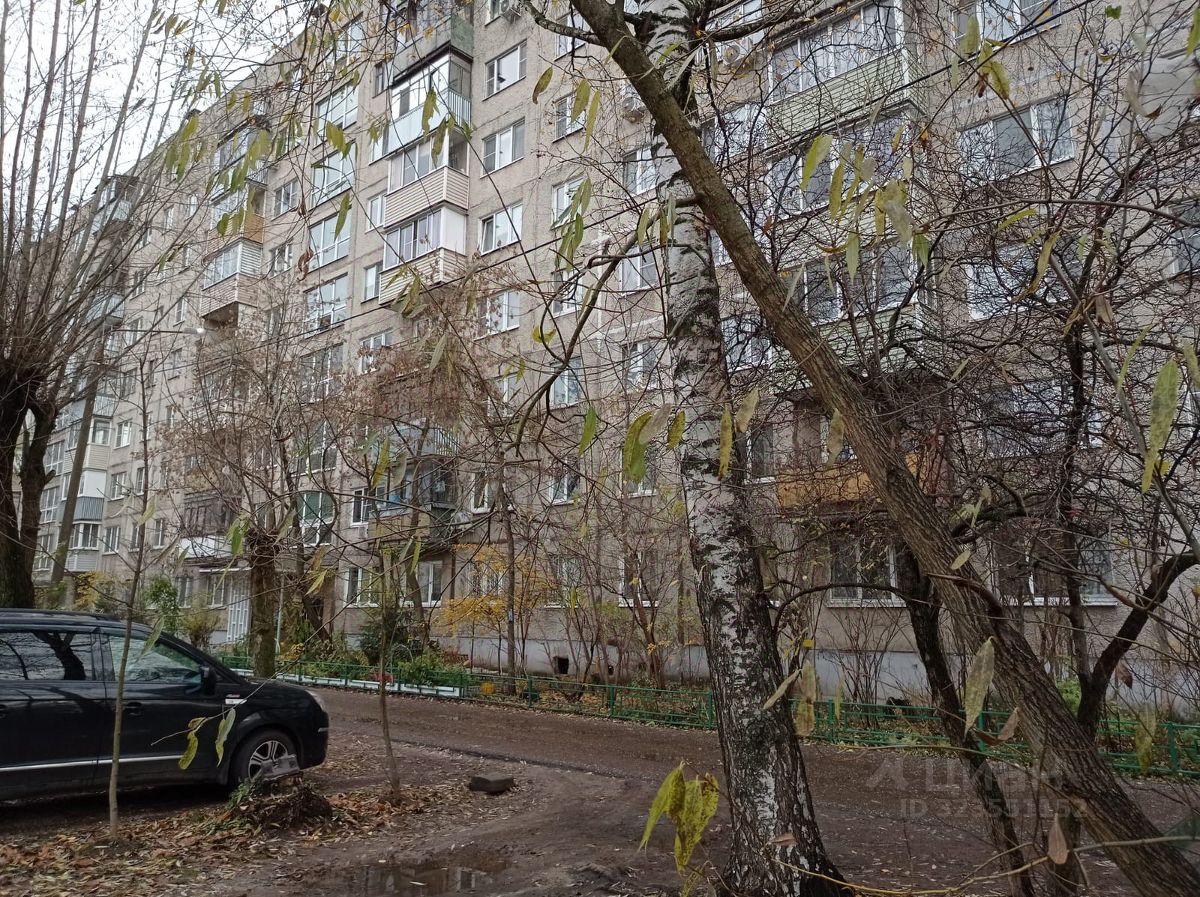 Продажа 1-комн квартиры на вторичном рынке Орехово-Зуево, улица Урицкого,  д. 55