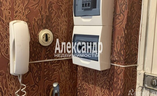 Продажа 1-комн квартиры на вторичном рынке Краснопутиловская улица,  д. 12