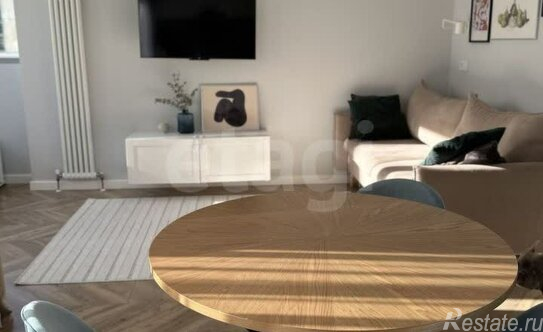 Продажа 2-комн квартиры на вторичном рынке ул Оптиков,  д. 37