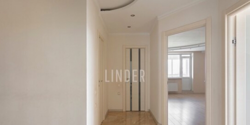 3-комн квартира Стачек пр-кт,  д. 92,  к. 3