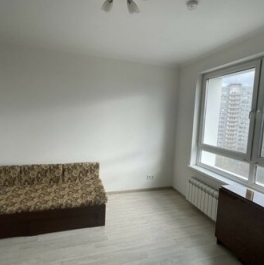 Продажа 3-комн квартиры на вторичном рынке улица Чёрное Озеро