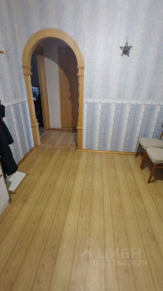 Продажа 3-комн квартиры на вторичном рынке Луга, улица Миккели, 1к3