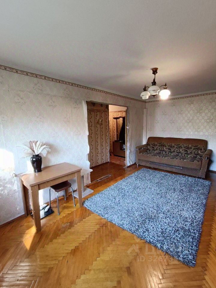 Продажа 2-комн квартиры на вторичном рынке Гранитная улица, 48