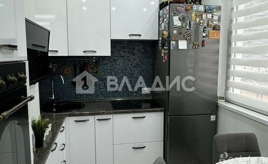 Продажа 1-комн квартиры на вторичном рынке Митинский 2-й пер,  д. 5