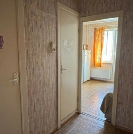 Продажа 1-комн квартиры на вторичном рынке Пушкин г, Гусарская ул,  д. 6,  к. 9