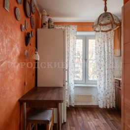 Продажа 3-комн квартиры на вторичном рынке 40 лет Октября пр-кт,  д. 20