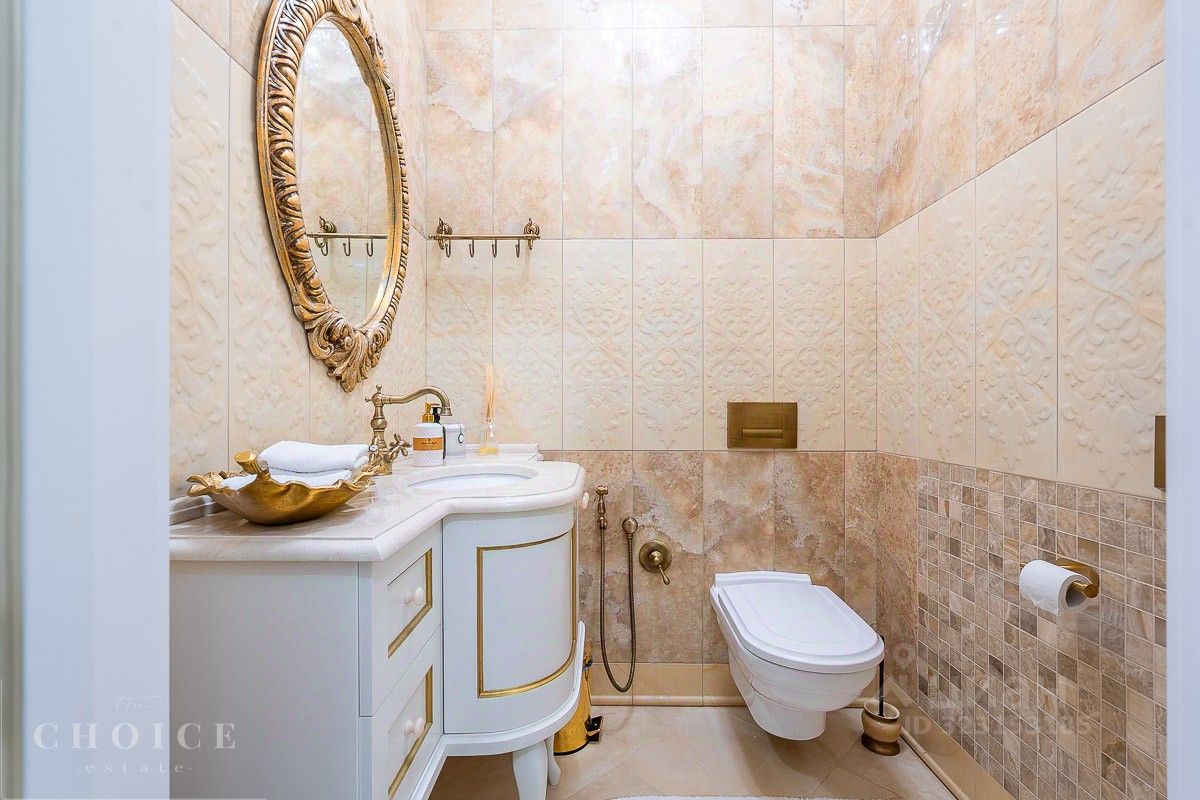 Продажа 5-комн квартиры на вторичном рынке Минская улица, 1Б