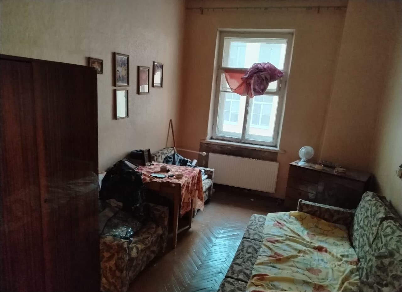 Продажа 2-комн квартиры на вторичном рынке Новгородская улица, 18
