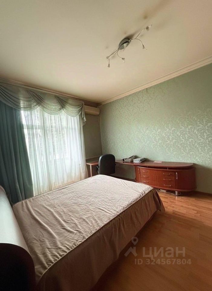 Продажа 2-комн квартиры на вторичном рынке Нижний Кисловский переулок, 3