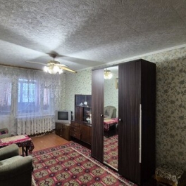 Продажа 2-комн квартиры на вторичном рынке Парковский микрорайон, Северная улица,  д. 4