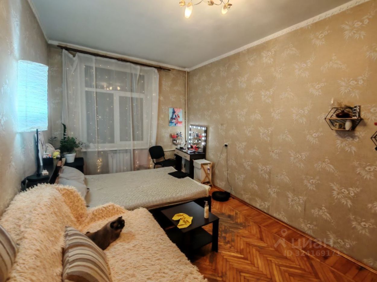 Продажа 3-комн квартиры на вторичном рынке Благодатная улица, 34