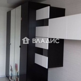 Продажа 1-комн квартиры на вторичном рынке Красногорск г, Красногорский б-р,  д. 8