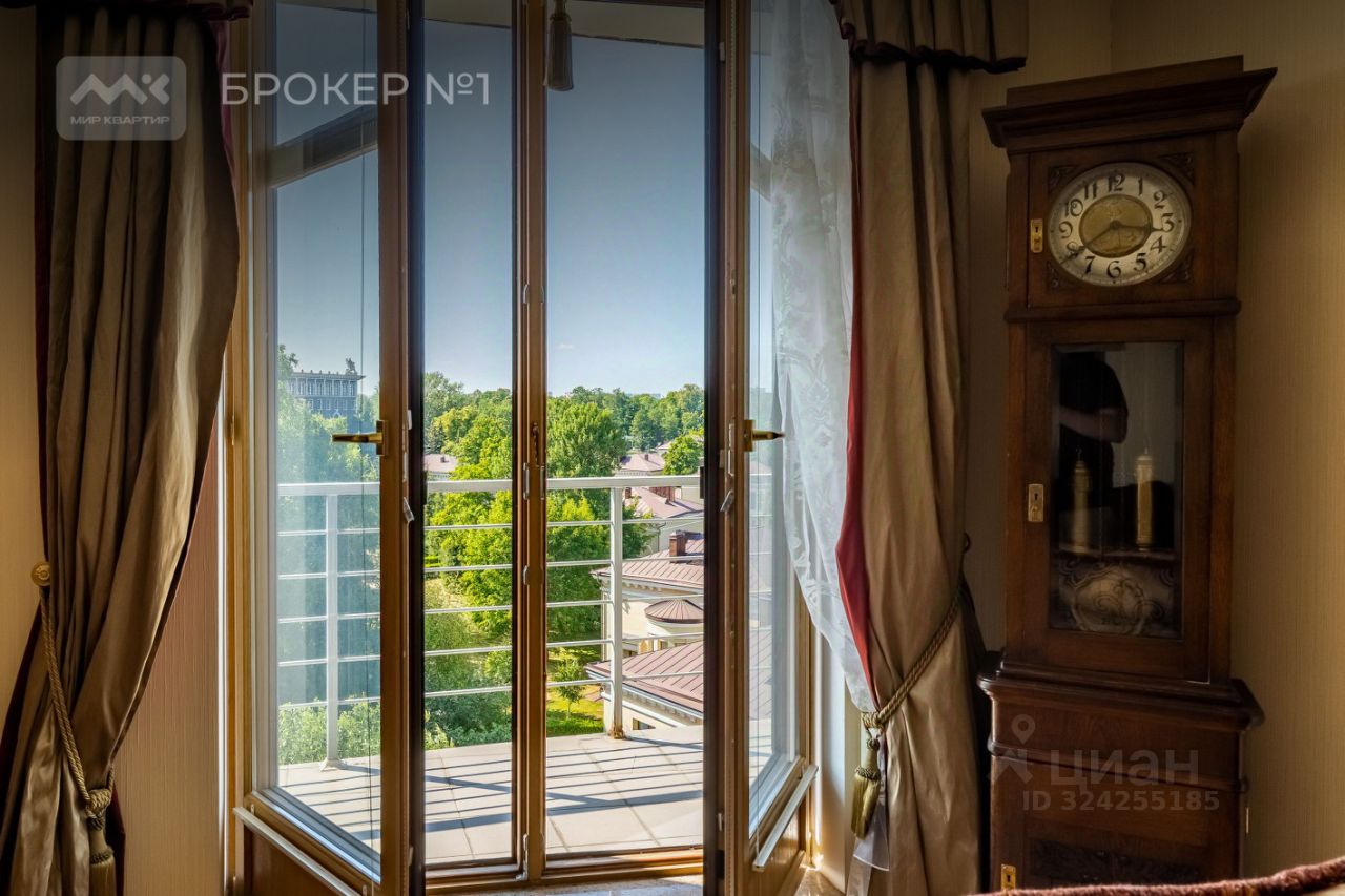 Продажа 3-комн квартиры на вторичном рынке улица Эсперова, 1