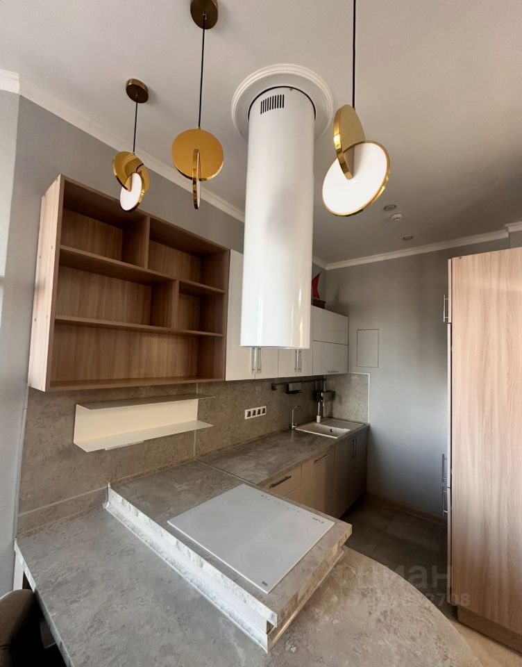 Продажа 2-комн квартиры на вторичном рынке бульвар Генерала Карбышева, 15