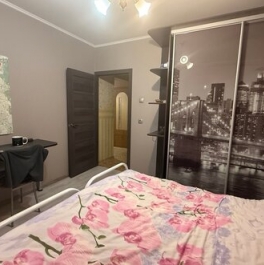 Продажа 3-комн квартиры на вторичном рынке Школьная улица,  д. 88 к2