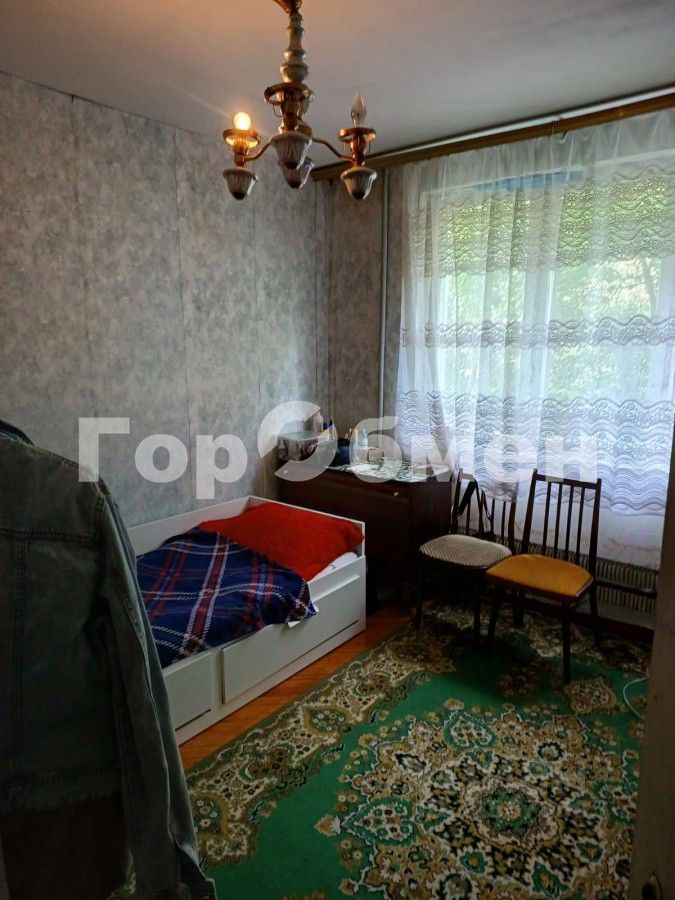 Продажа 3-комн квартиры на вторичном рынке Химки, улица Строителей, 10