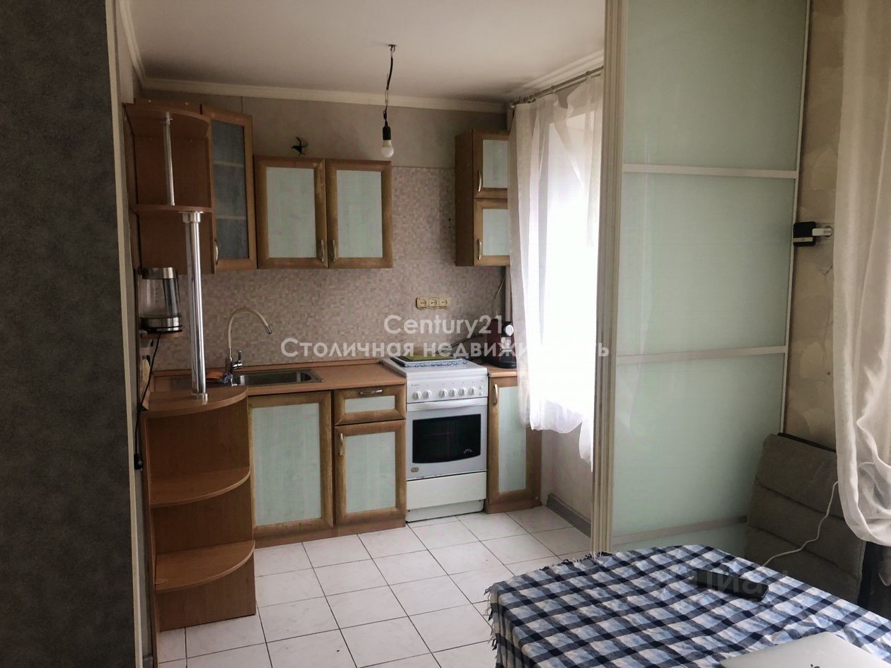 Продажа 3-комн квартиры на вторичном рынке Планетная улица, 18