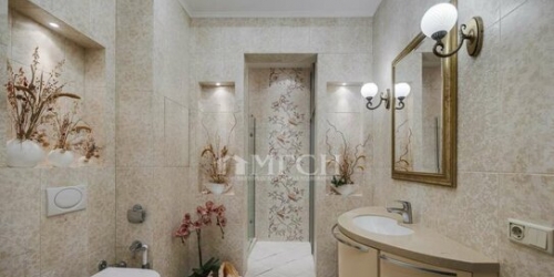 3-комн квартира Озерковский пер,  д. 10