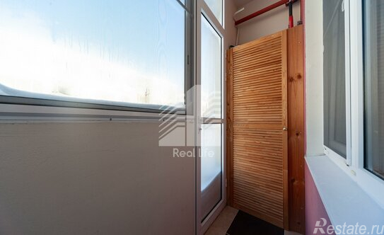 Продажа 1-комн квартиры на вторичном рынке Белые Столбы, ул Мечты,  д. 8,  к. 2