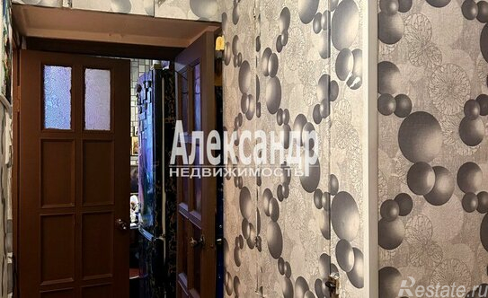 Продажа 2-комн квартиры на вторичном рынке улица Белышева,  д. 4