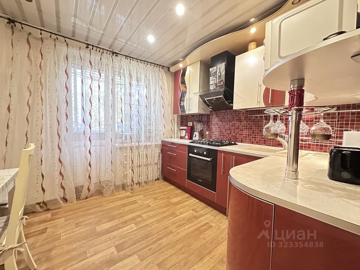 Продажа 2-комн квартиры на вторичном рынке Луховицы, Первомайская улица, 16