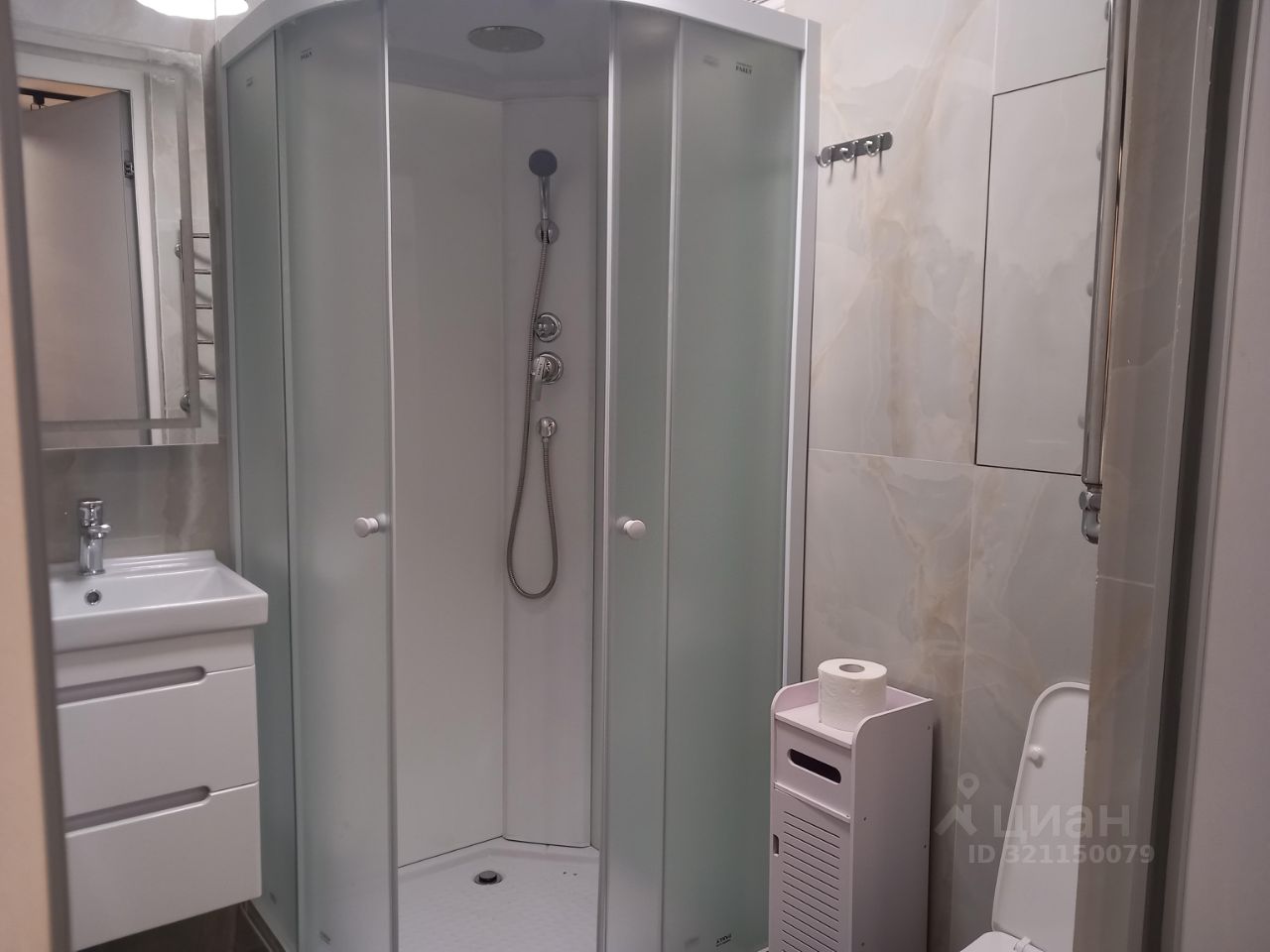 Продажа 1-комн квартиры на вторичном рынке Поклонная улица, 12