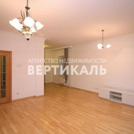 Аренда 3-комн квартиры на вторичном рынке Последний переулок,  д. 21