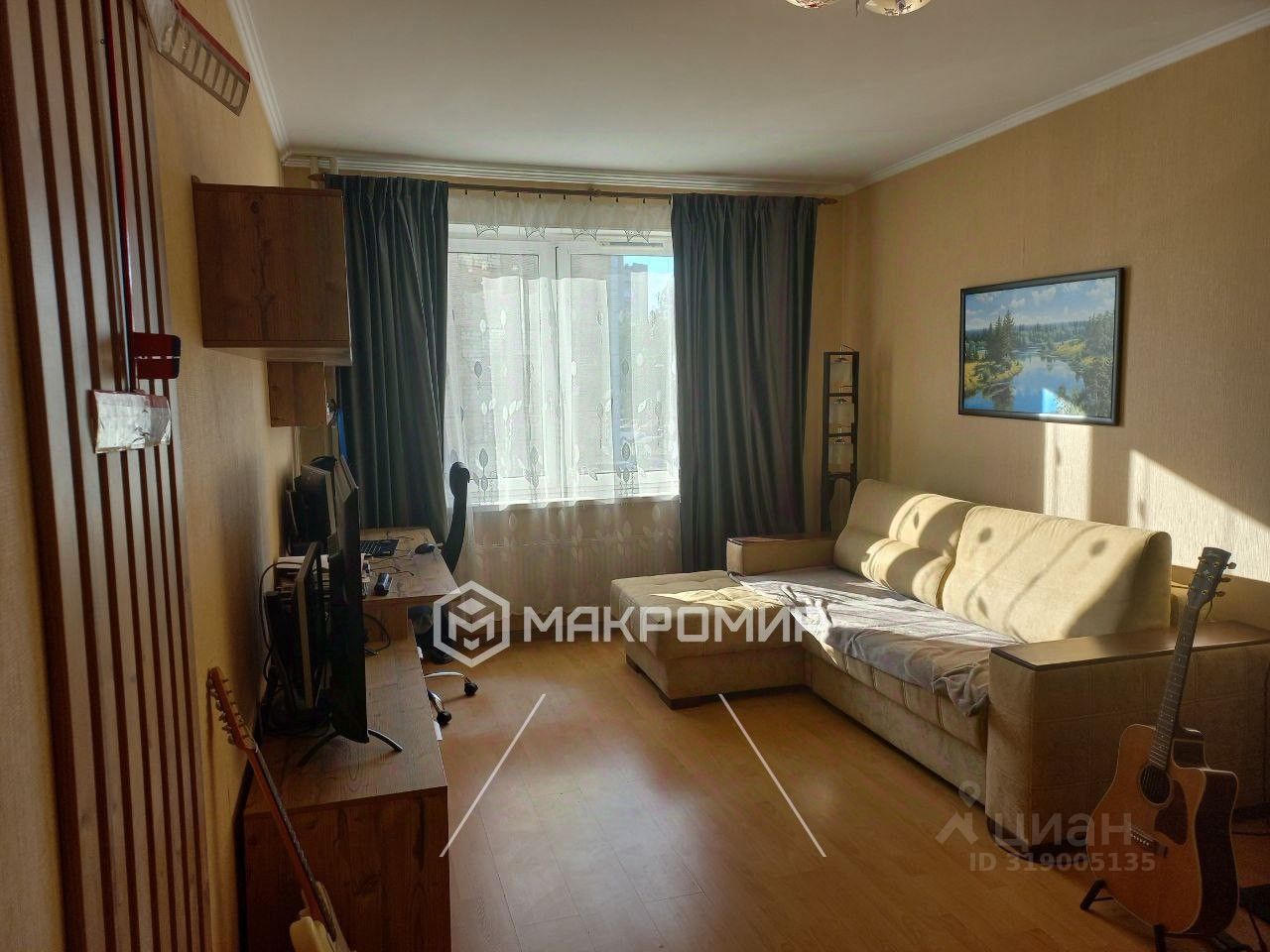 Продажа 2-комн квартиры на вторичном рынке проспект Непокоренных, 49к2