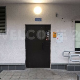 Продажа 2-комн квартиры на вторичном рынке Щелковское ш,  д. 74