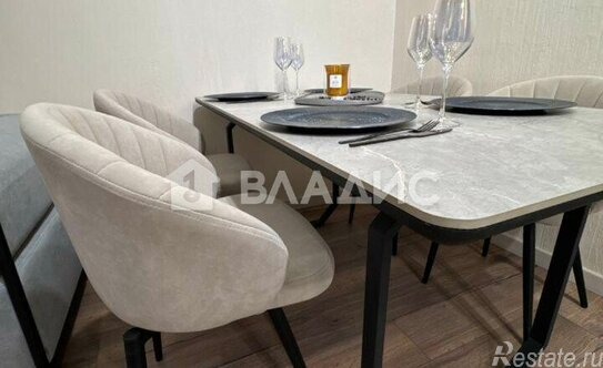 Продажа 2-комн квартиры на вторичном рынке ул Генерала Тюленева,  д. 33