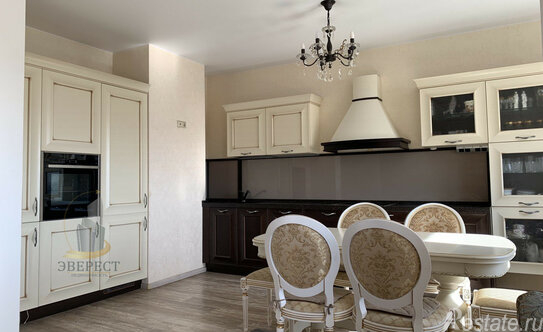 Продажа 3-комн квартиры на вторичном рынке Юбилейный, Комитетская улица,  д. 7