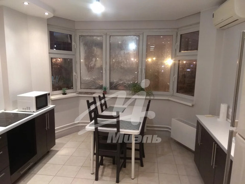 3-комн квартира Лобня, Лобненский Бульвар ул. ,  д. 7