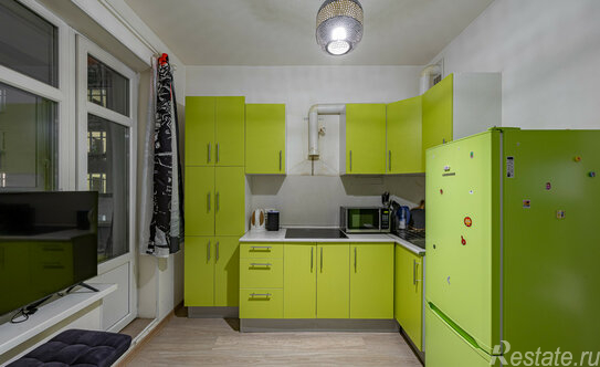 Продажа 1-комн квартиры на вторичном рынке Союзный пр-кт,  д. 4