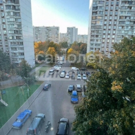 Продажа 3-комн квартиры на вторичном рынке улица Академика Капицы,  д. 20