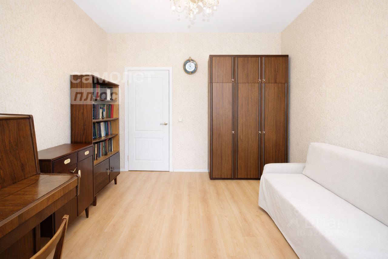 Продажа 2-комн квартиры на вторичном рынке Нижегородская улица,  д. 11