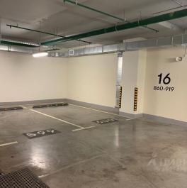 Аренда гаража улица Виктора Маслова,  д. 2