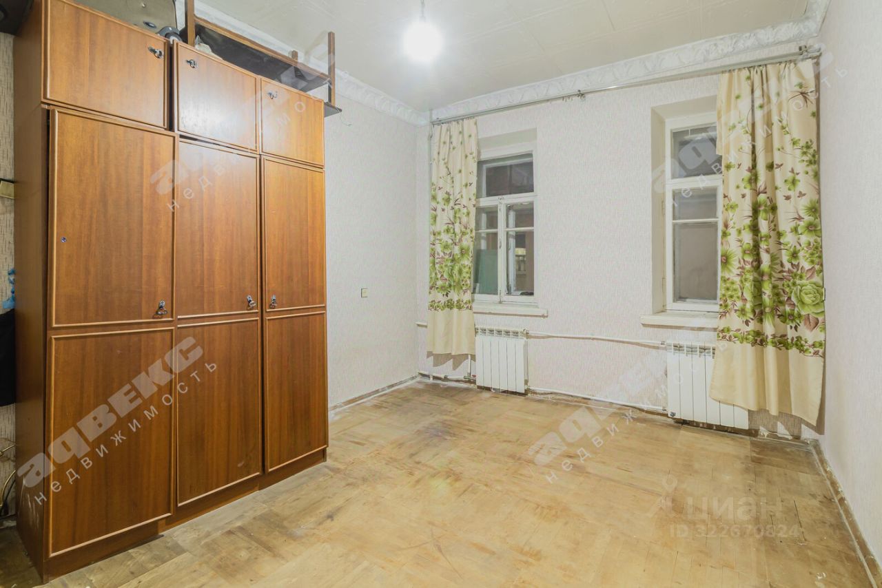 Продажа 2-комн квартиры на вторичном рынке Гороховая улица, 77