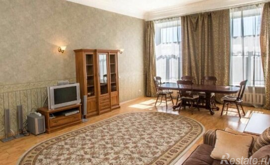 Продажа 5-комн квартиры на вторичном рынке Английский проспект,  д. 26