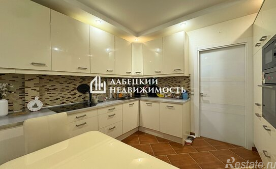 Продажа 2-комн квартиры на вторичном рынке ул Лухмановская,  д. 17