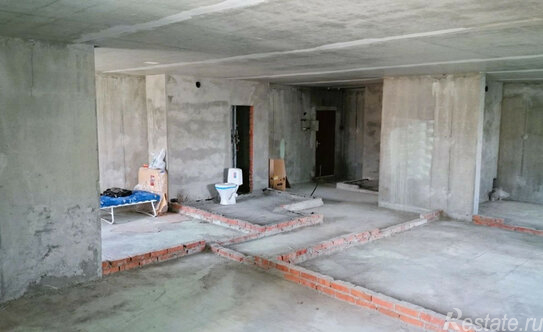 Продажа 3-комн квартиры на вторичном рынке улица Покрышкина,  д. 3