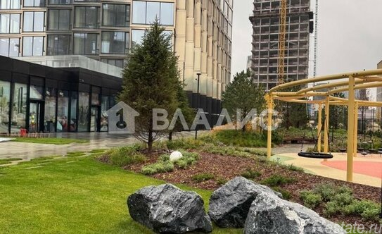 Продажа 2-комн квартиры на вторичном рынке Смоленская улица