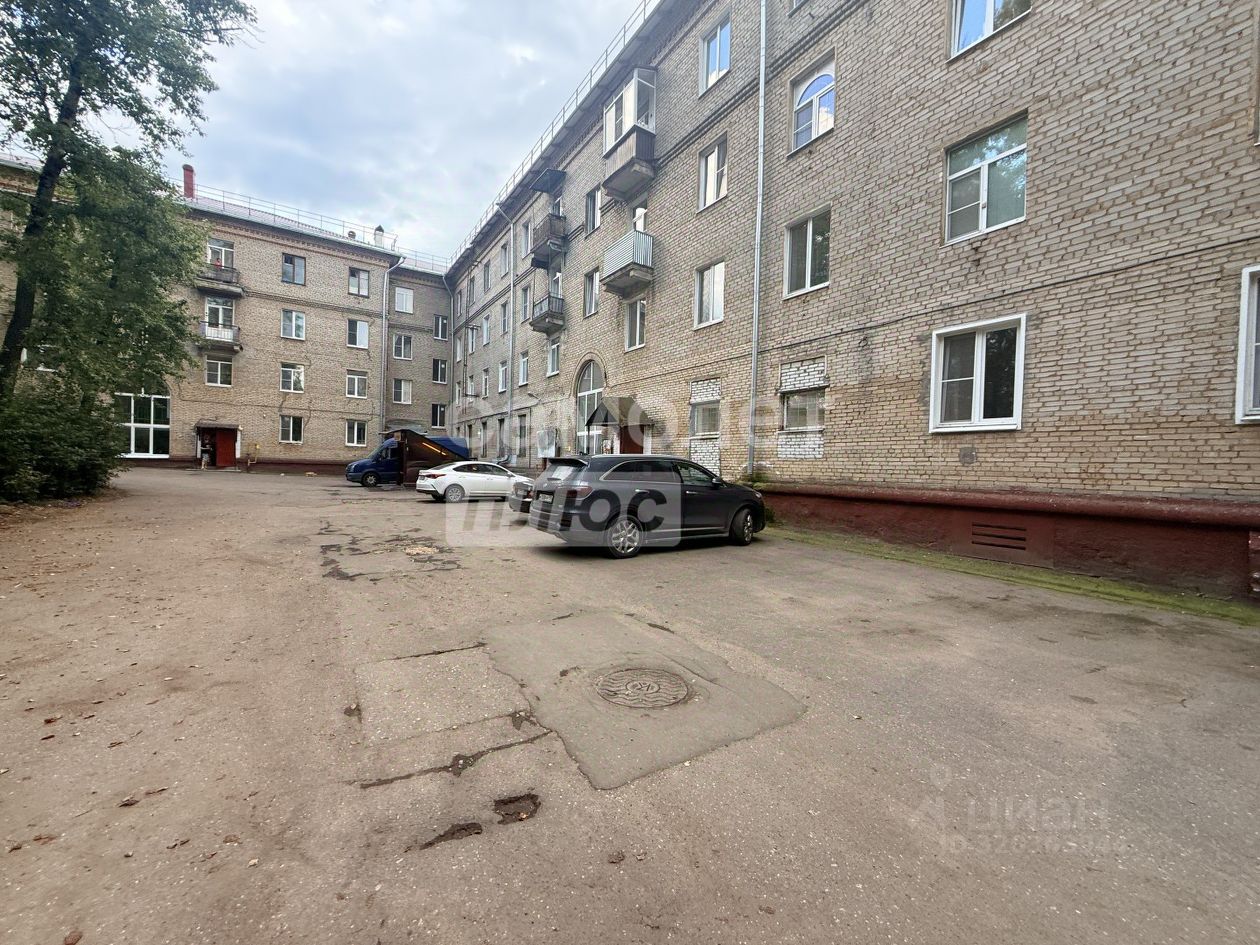 Продажа 2-комн квартиры на вторичном рынке Наро-Фоминск, улица Шибанкова, 1