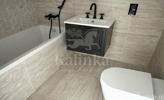 Продажа 3-комн квартиры на вторичном рынке Восточная ул,  д. 2