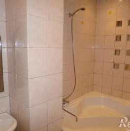 Продажа 2-комн квартиры на вторичном рынке Почтамтская ул ,  д. 11