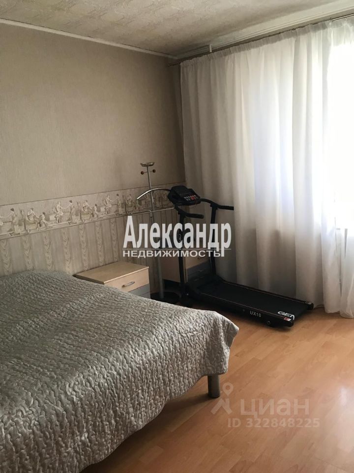 Продажа 2-комн квартиры на вторичном рынке улица Савушкина, 128к1