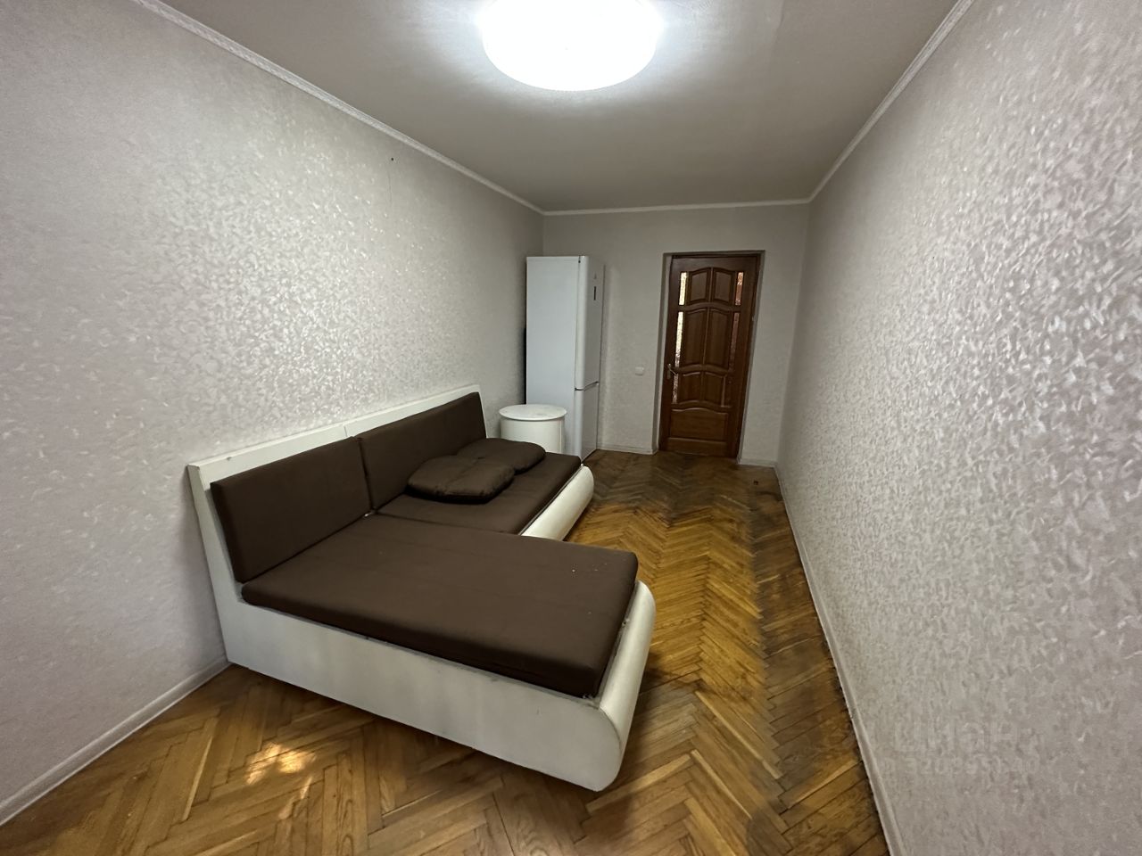 Продажа 3-комн квартиры на вторичном рынке Просторная улица, 10К1